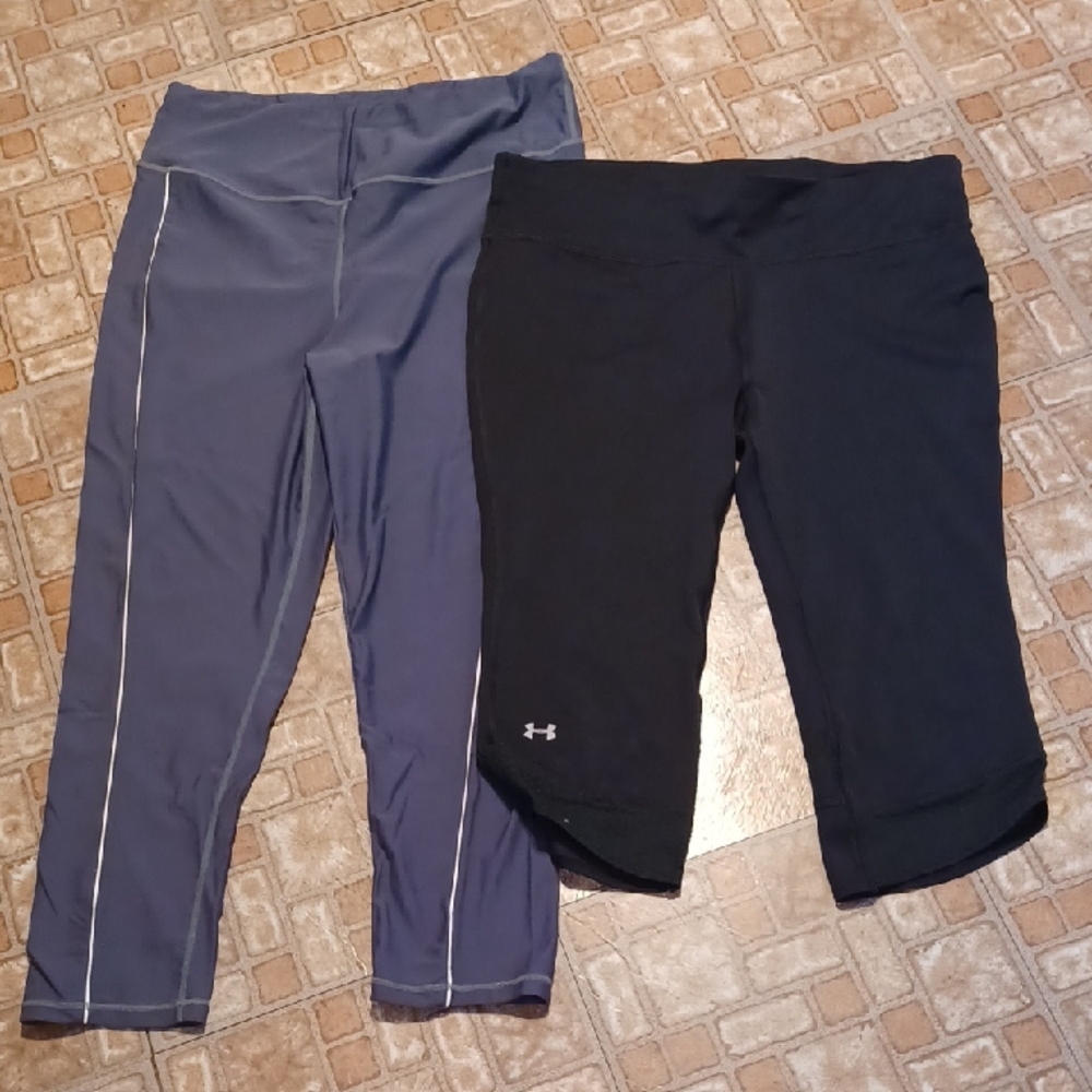 Under Armour Women's' Black and Gray Leggings Xlarge, 14-16 Bloom Chic